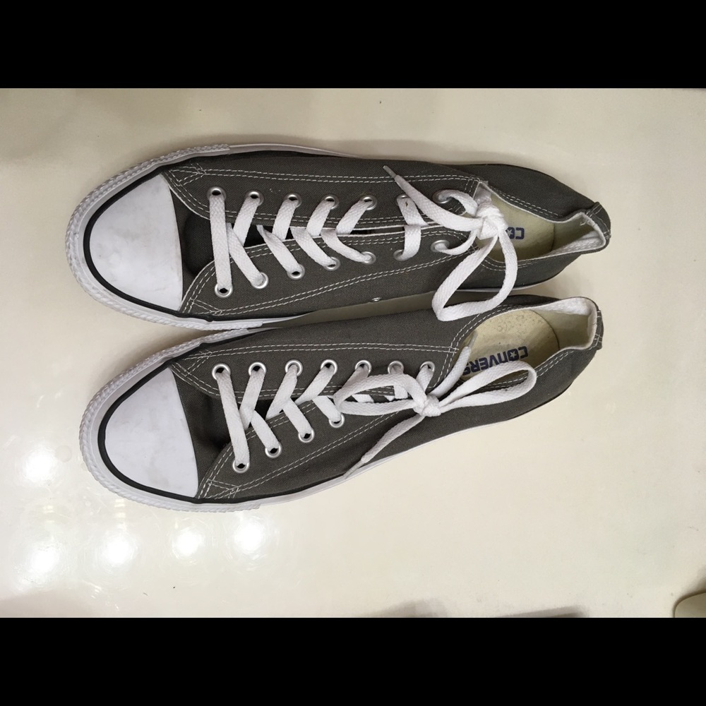 Converse Low Top Grey Shoes Size 11